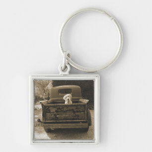 Raus aus dem Dodge - Hundefoto Schlüsselanhänger