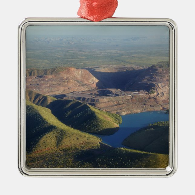 Raute Diamond Mine Silbernes Ornament (Vorne)