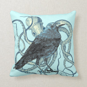 Raven Dreams of the Octopus Kissen