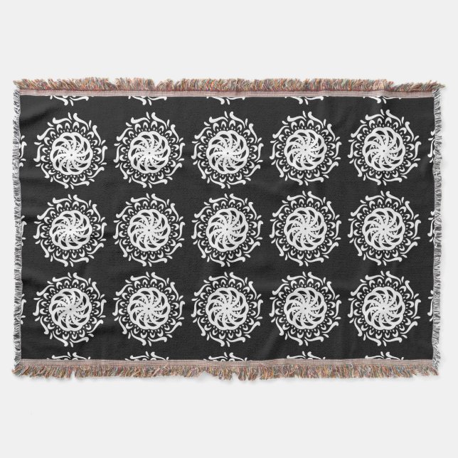 Raven Mandala Decke (Vorderseite)