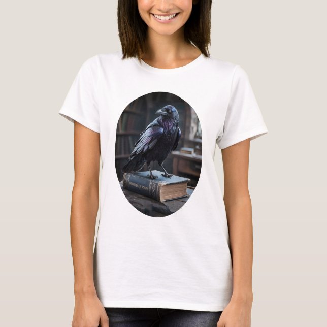 Raven Reading Material T-Shirt (Vorderseite)
