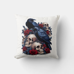 Ravens und Rose: Gotisches Schädeldesign Kissen
