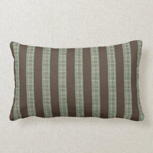 Rayures Brown et coussin vert de bois de charpente