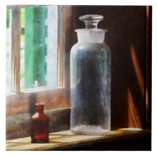 Reagenzflasche und kleine braune Flasche Fliese
