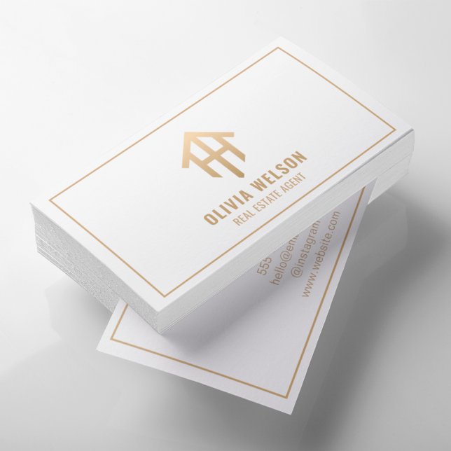 Real Anwesen Agent l Beruflich Chic Gold & White Visitenkarte (Von Creator hochgeladen)