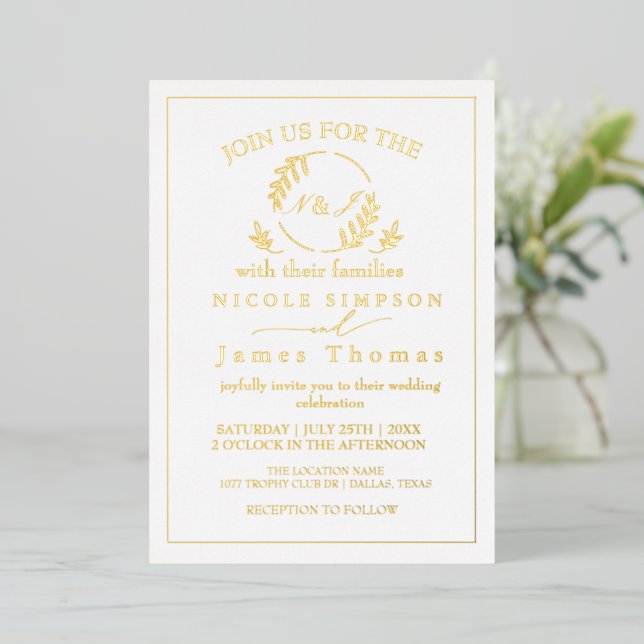 Real Gold Foil Elegante Blätter Wreath Monogram Folieneinladung (Stehend vorne)