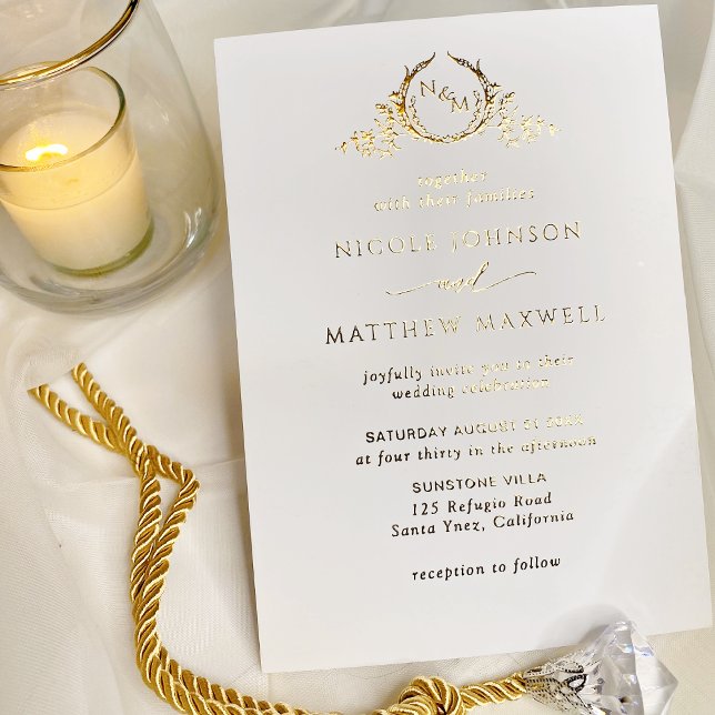 Real Gold Foil Elegante Wreath Monogram Wedding Folieneinladung (Von Creator hochgeladen)