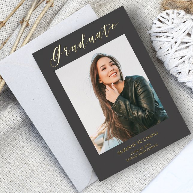 Real Golden Modern Typografy Foto Graduate Folieneinladung (Von Creator hochgeladen)