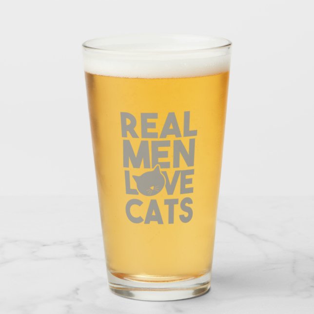 Real Men Liebe Katzen Glas (Vorne (Gefüllt))