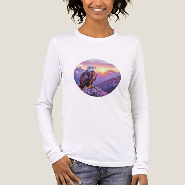 Realistic Eagle on Rock – Majestic Wildlife Scene Tri-Blend Shirt (Vorderseite)