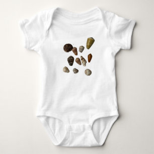 Realistische Muschel Haul Baby Outfit Strampler