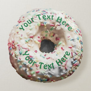 Realistischer Donut mit Regenbogensprinklen Rundes Kissen