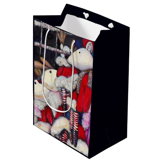 Realität im Urlaub Mittlere Geschenktüte (Vorderseite Schrägansicht)