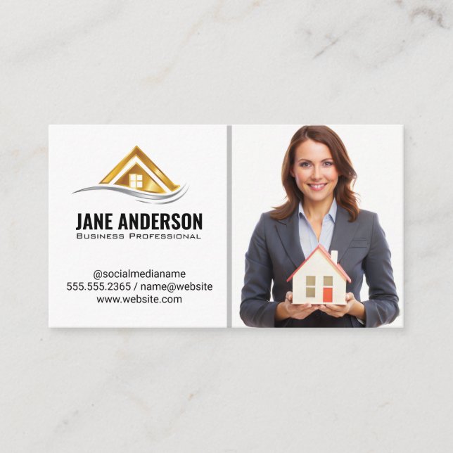 Realtor Holding Zuhause | Geschäftsfrau Visitenkarte (Vorderseite)