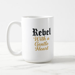 Rebel mit sanftem Herz-Typografie-Design Kaffeetasse