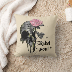 Rebel-Soul - Gothischer Schädel mit rosa Rose Kissen