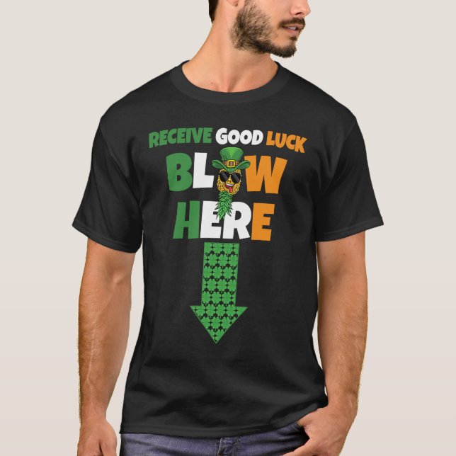 Receive Good Luck Blow Here Swinger Patricks Day P T-Shirt (Vorderseite)
