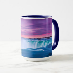 Rechte an den Niagarafällen Tasse