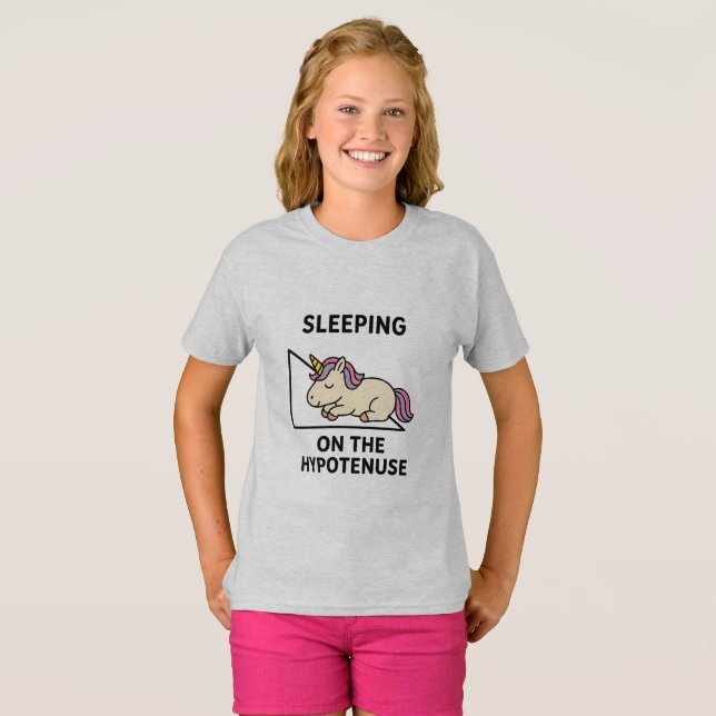 Rechtes Dreieck und Einhornschlafen T-Shirt (Vorne ganz)