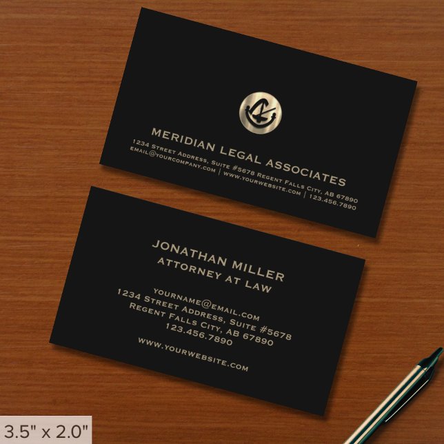 Rechtsanwalt mit "Law Black and Gold Business Card Visitenkarte (Von Creator hochgeladen)