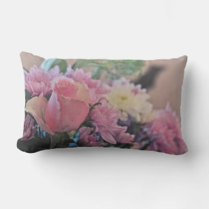 Rectangle Coussin de fleurs rose pastel pâle violet