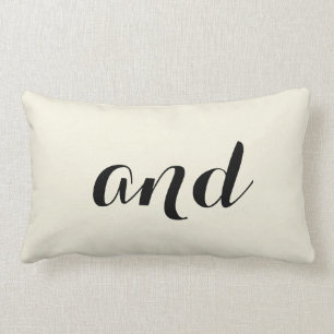 Rectangle "Et" le coussin avec rayé dégagent le blanc