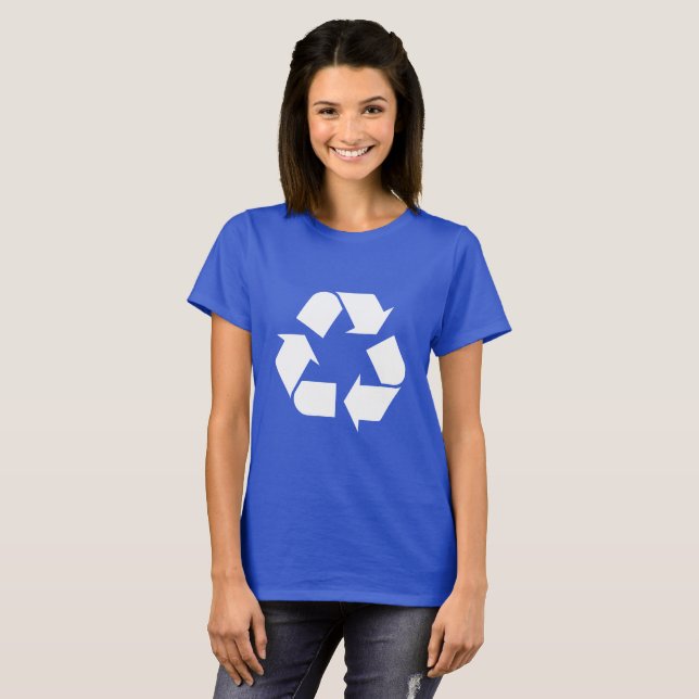 Recyceln Sie Symbol auf blauem T - Shirt (Vorne ganz)