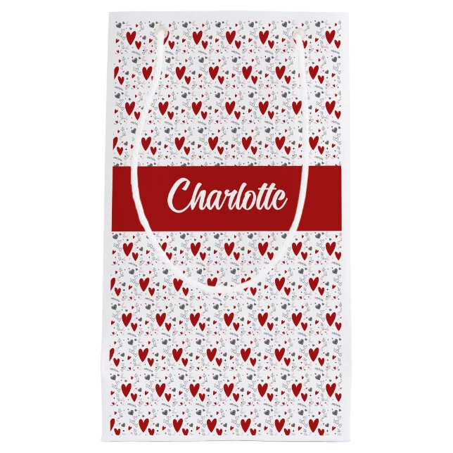 Red and Black Hearts Custom Monogram Name Kleine Geschenktüte (Vorderseite)