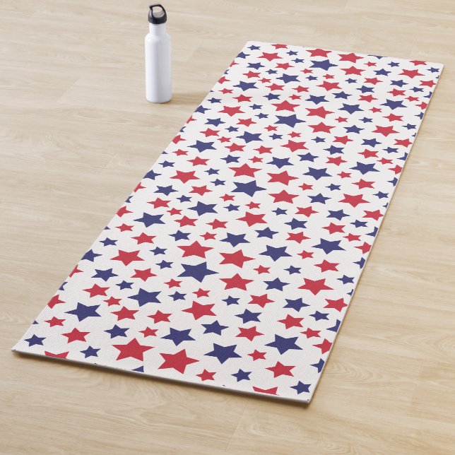 Red and Blue Stars, 4th of July, White Background Yogamatte (Beispiel)