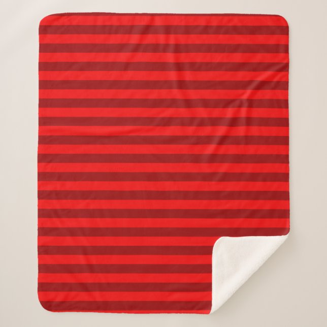 Red and Maroon Stripes Design Sherpadecke (Vorderseite)