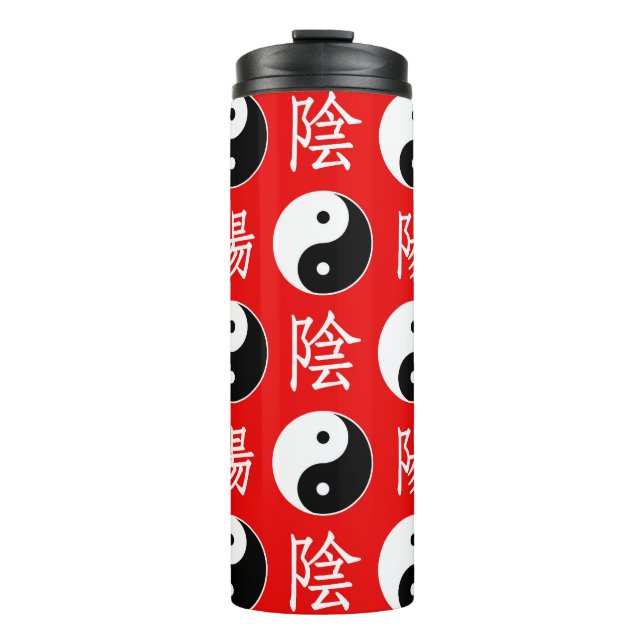 Red Background Chinesisches Yinyang-Muster Thermosbecher (Vorderseite)