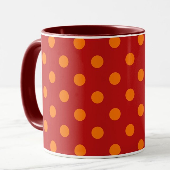 Red Background Orange Polka Dots Design Tasse (Von Creator hochgeladen)