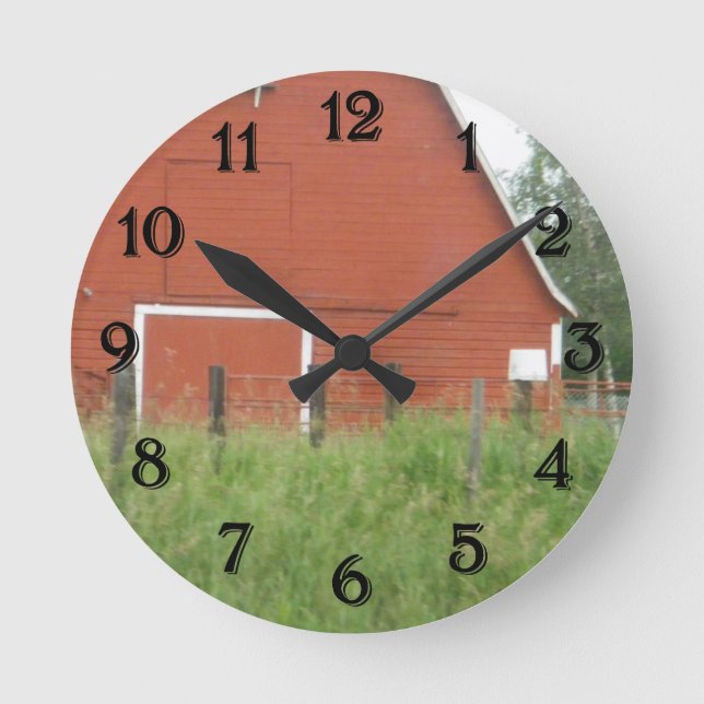 Red Barn Runde Wanduhr (Vorderseite)