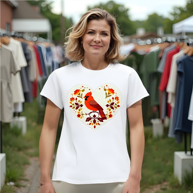 Red Bird (Kardinal) Lover - Boho Folk Art T-Shirt (Boho Folk Art Cardinal in a Heart T-Shirt| Red Bird Lover's)