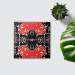 Red Black and White Classic Elegante Leafy Verzier Fliese<br><div class="desc">Lebhaftes und elegantes Dekorations-Fliesendesign in Rot,  Schwarz und Weiß.</div>