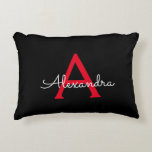 Red Black Script Giron Monogram Name Dekokissen<br><div class="desc">Monogrammname und Anfangskissen für Schwarz und Rot. Das Kissen macht den perfekten 16 Geburtstag,  Hochzeit,  Brautparty,  Babydusche oder Junggeselinnen-Abschied Geschenk für jemanden,  der sein Zimmer in Rose Gold dekoriert.</div>