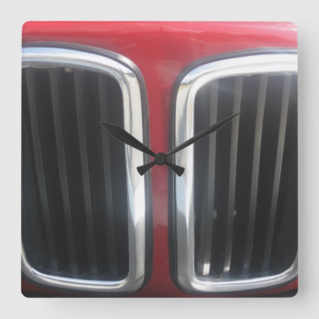 Red BMW Twin Kidneys Grill Quadratische Wanduhr (Vorderseite)
