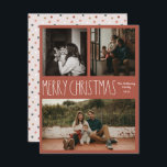 Red Boho Polka Dot Christmas Classic Drei-Foto Feiertagskarte<br><div class="desc">Diese roten Polka dot Christmas klassische 3-Foto-Urlaubskarte ist perfekt für Ihren modernen böhmischen Landgasthof-inspiriert Urlaub Gruß. Der klassische rustikale, aber feine handgezeichnet Schriftart verleiht ihm einen erdigen Vintagen Look und behalte ihn niedlich und einfach. Die Polka-Punkte kommen in Erdtönen wie Rot, Salbei, Rosa, Rosa, Terrakotta, Rost und Bräune. Das Design...</div>