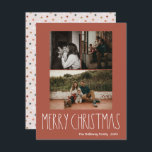 Red Boho Polka Dot Christmas Vertical 3 Foto Feiertagskarte<br><div class="desc">Diese rote Polka dot Weihnachtskarte mit 3 Fotos ist perfekt für Ihren modernen böhmischen Landgasthof-inspiriert Urlaub. Der klassische rustikale, aber feine handgezeichnet Schriftart verleiht ihm einen erdigen Vintagen Look und behalte ihn niedlich und einfach. Die Polka-Punkte kommen in Erdtönen wie Rot, Salbei, Rosa, Rosa, Terrakotta, Rost und Bräune. Das Design...</div>