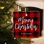 Red Buffalo Kariert & Frohe Weihnachten |Persönlic Keramikornament<br><div class="desc">Mit unserer Red Buffalo Kariert & Merry Weihnachtskollektion können Sie sich auf eine Touch rustikalen Charmes und personalisierter Wärme freuen! Ob Sie nun Ihre Zuhause dekorieren oder nach dem passenden Geschenk suchen, diese festlichen Gegenstände sind so konzipiert, dass sie Ihren Feierlichkeiten Freude und Komfort bringen.Verteilen Sie Freude, Wärme und persönliche...</div>