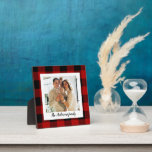 Red Buffalo Kariert- und Persönlichkeitsname und F Fotoplatte<br><div class="desc">Treten Sie ein in die Welt des zeitlosen Stils mit unseren Karierten personalisierten Produkten vom Classic Red Buffalo auf Zazzle! Egal ob Sie eine Touch rustikalen Charmes in Ihr Leben einbauen möchten oder nach dem Geschenk suchen, unsere Kollektion hat für jeden etwas. Entdecken Sie den anhaltenden Charme von Red Buffalo...</div>