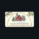 Red Cabin Snow mit Evergreens Adressaufkleber<br><div class="desc">Fügen Sie Ihren Ferien-Mailings eine hübsche Winterlandschaft mit diesem Adressetikett hinzu,  das eine hübsche,  schneebedeckte Hütte in einem immergrünen Wald beherbergt. Ideal für Weihnachten und andere Winterurlaub-Mailings!</div>