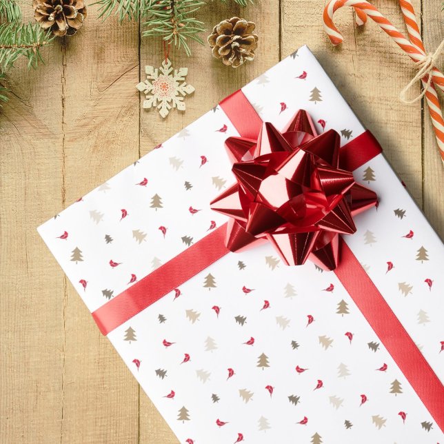 Red Cardinal Bird Christmas Geschenkpapier (Von Creator hochgeladen)