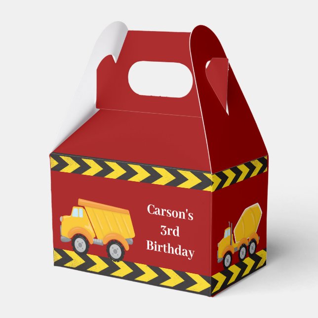 Red Construction Trucks Boys Birthday Party Geschenkschachtel (Vorderseite)