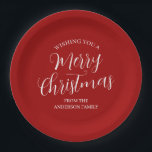 Red Custom Frohe Weihnachten Pappteller<br><div class="desc">Hübschere Weihnachtsartikel im Kleinen Bayleigh-Shop!</div>