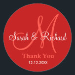 Red Danke, dass du Monogram Sticker hochgehabt has<br><div class="desc">Initial Sticker mit Braut und Bräutigam Namen, Datum der Hochzeit und ein Dankeschön an Sie, um Ihre Dankbarkeit an Ihrem Hochzeitstag oder jedem besondere Anlass zum Ausdruck zu bringen. .Dieser Monogramm Hochzeitsaufkleber ist in roter Farbe. Weitere Farben stehen zur Auswahl. Sie können auch Farbe und Schriftart anpassen, indem Sie die...</div>