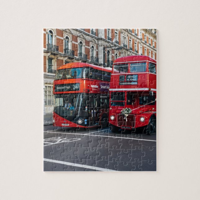 Red Double Decker Buses (Vertikal)