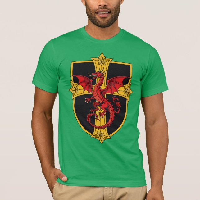 Red Dragon And Medieval Cross T-Shirt (Vorderseite)