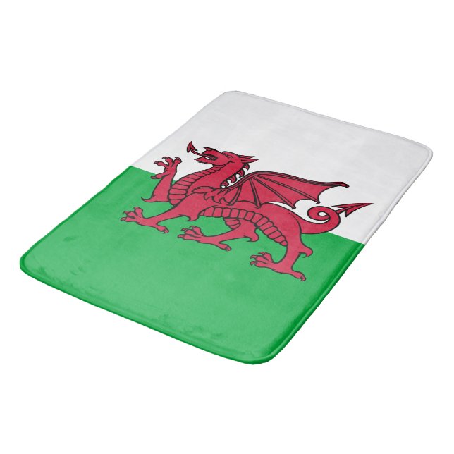 Red Dragon Celtic Flag Wales & Welsh Badematte (Schrägansicht)