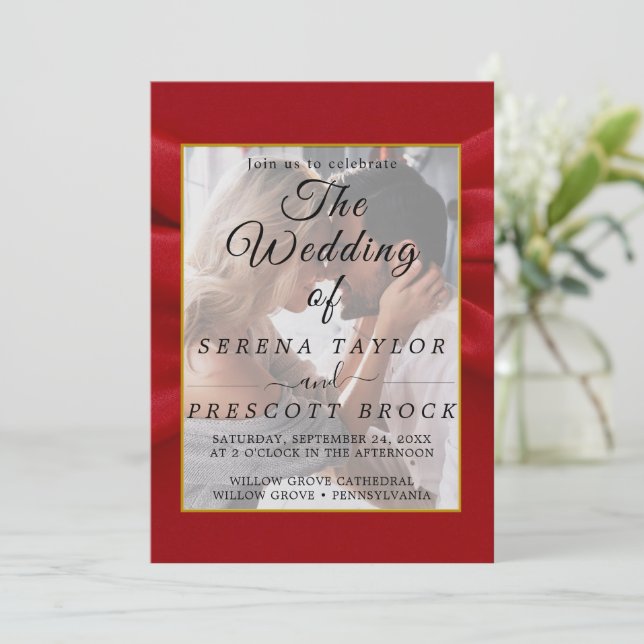 Red Elegant Vellum Wedding Einladung (Stehend Vorderseite)